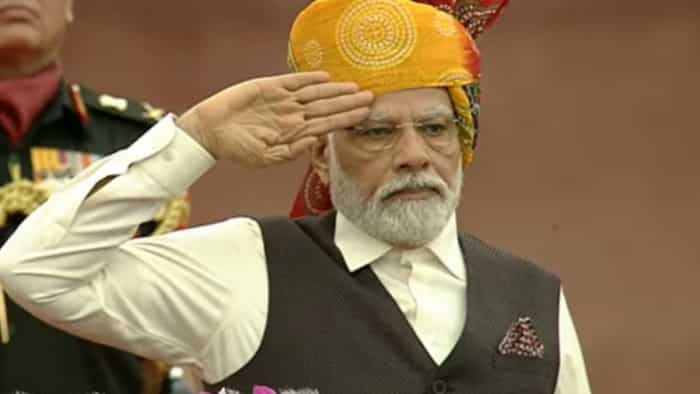 Independence day 2023 pm modi lal qila look multicolor bandhani safa and turbans see 10 year history