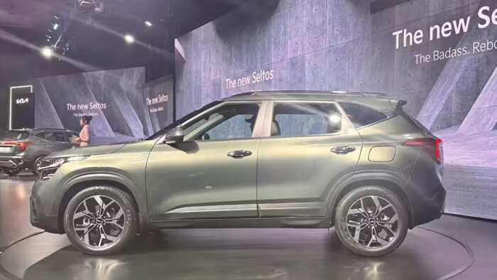 New Kia Seltos Booking Latest Update Kia received 31716 bookings for its newly launched upgraded flagship SUV Seltos in one month