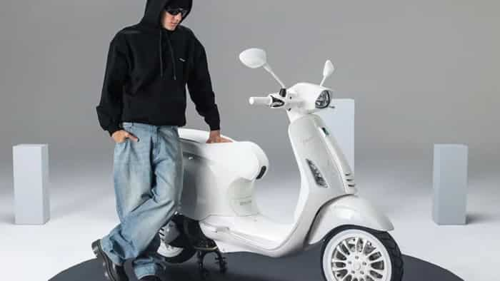 Justin Bieber X edition of vespa launched in india with the price range of 6 45 lakhs check engine specifications and features