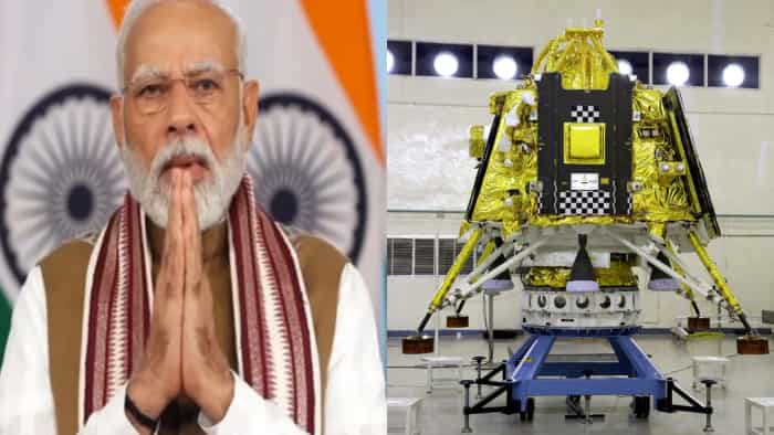 chandrayaan 3 latest news PM Modi watch live landing of vikram lander on moon from south africa also connected with ISRO 