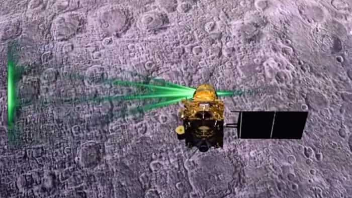 Chandrayaan-3 ISRO gave latest update after landing released a video see how the moon looked at the time of touchdown