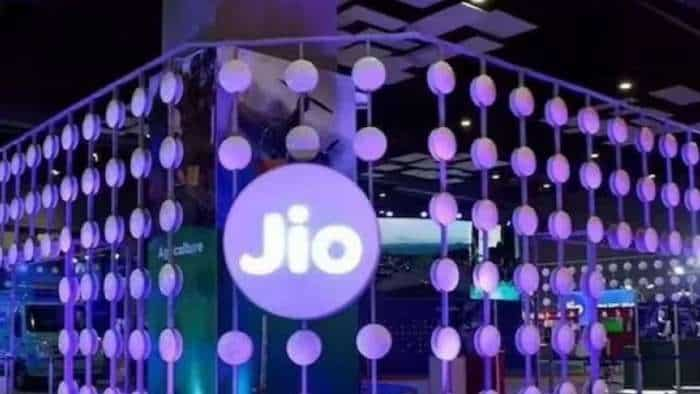 Jio Financial Services circuit upgraded to 20 percent from 4 September 18 percent jump in 8 session