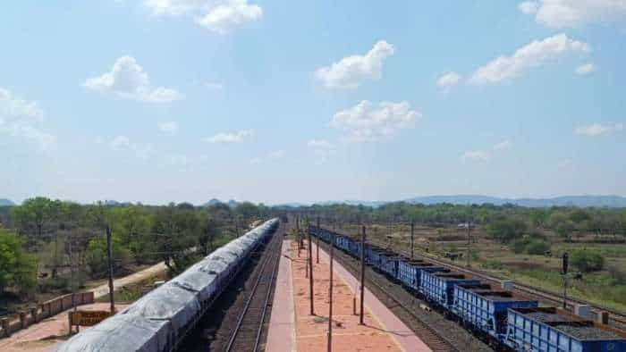 East Central Provides Additional stoppages to 10 Trains in Barauni and New Barauni Railway Station check time table