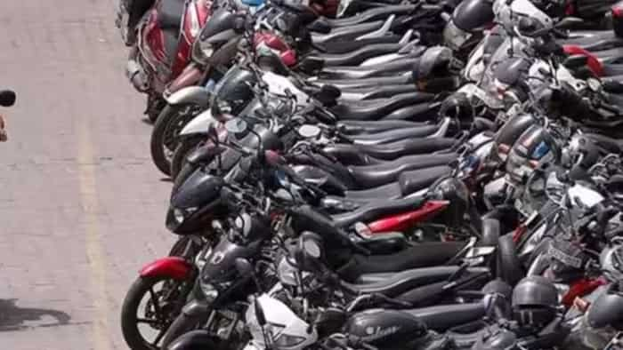 fada demand gst rate cut from 28 pc to 18 percent on cheap two wheeler vehicles