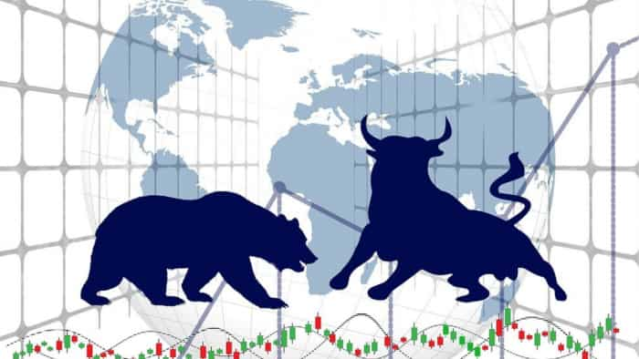 Market Wrap share markets fall after US Fed interest rate pause JP Morgan to add india Bond index check triggers and market outlook next week