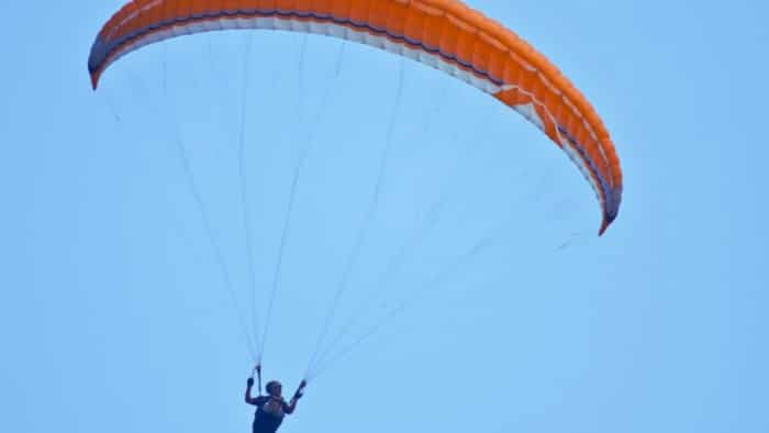 highest paragliding spot of asia Bir Billing is in India if you are an adventure lover then definitely go there once