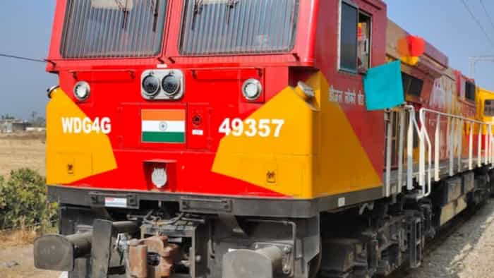 indian railway will run six special train to control rush due to Ganesh utsav