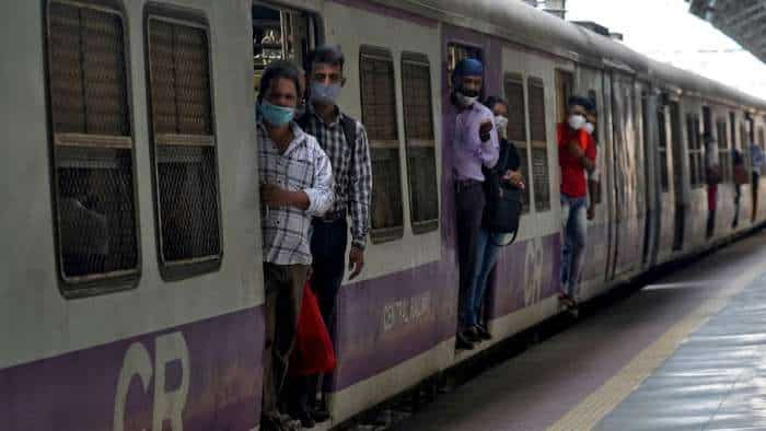 Mumbai Local Train train derails at mumbai central station local train operation hit between mumbai central to churchgate