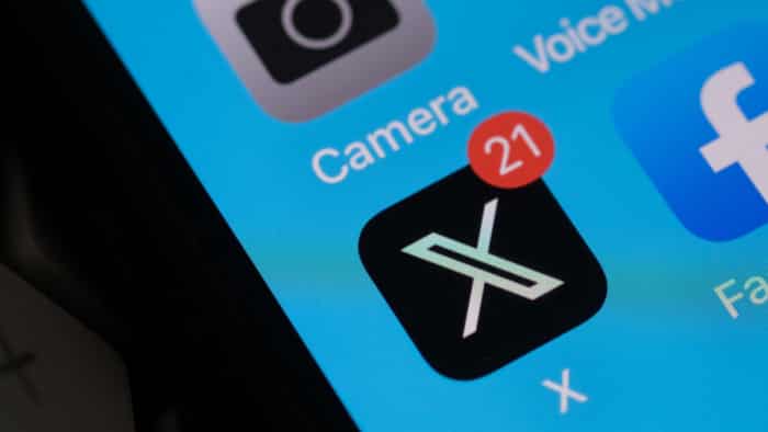 X users annoyed by unlabelled ads unable to block or report ads