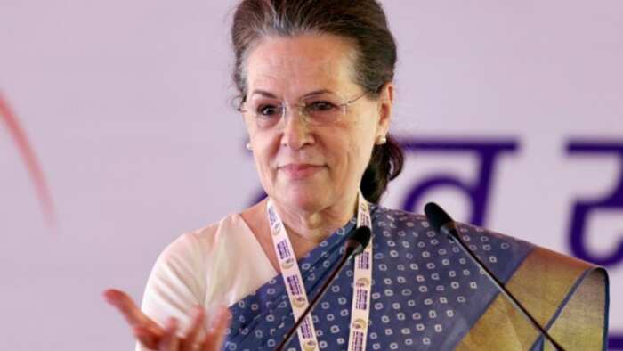 Dussehra 2023 Former Congress President Sonia Gandhi will attend the Religious Leela Committee Ground of Red Fort