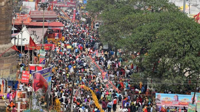 Kumbh Mela will be illuminated with more than 67 thousand street lights Yogi government will spend Rs 400 crore