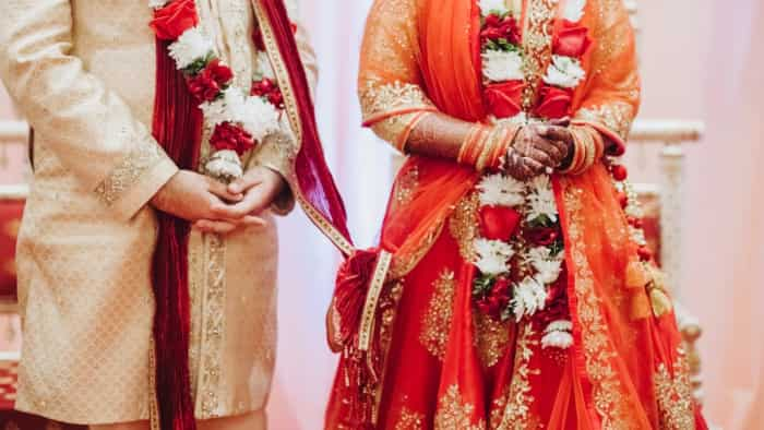 Upcoming wedding season likely to generate Rs 4.7 lakh cr income from november to december says Traders body CAIT 