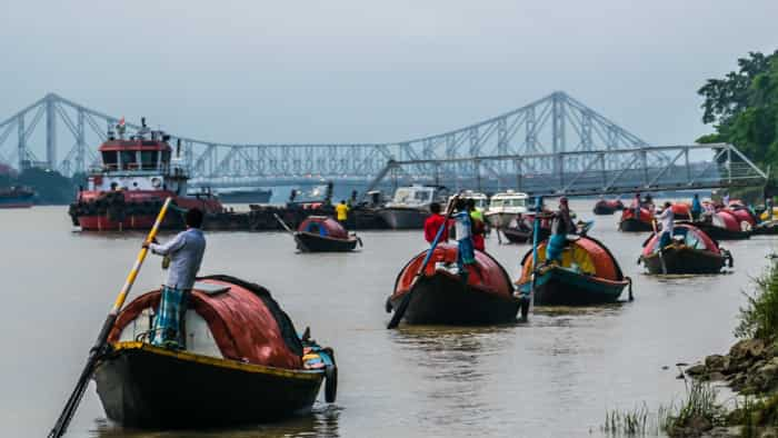 top 5 places to visit in west bengal know history of this place what to buy and eat