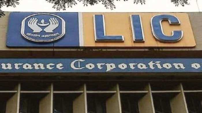 LIC to maintain strategic partnership in IDBI bank to get benefit of bank insurance check details