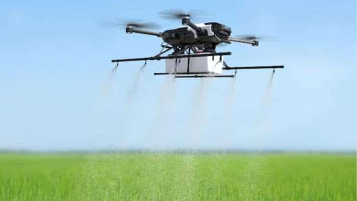 modi government to-provide 15000 agri drones to women self help groups to reduce farmers