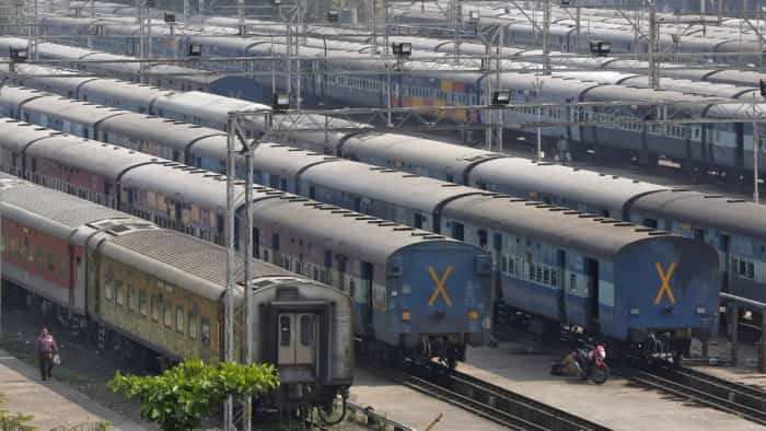 Rail traffic will be affected due to Barabanki yard remodeling work in Lucknow division check here details