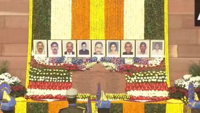 PM Narendra Modi and other ministers gathered at the Parliament to pay tribute to the fallen jawans on the 22 years of the Parliament attack