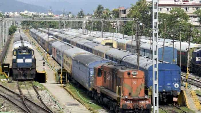 Central Railway announces special trains between Pune Muzzafarpur Special train check time table and routes