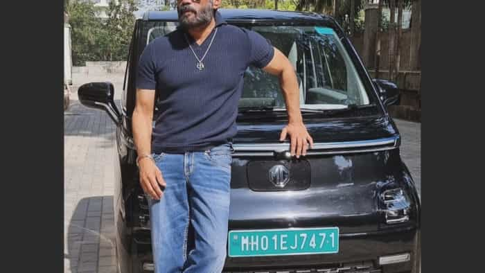 suneil shetty first electric car mg comet ev for himself in mumbai check price specifications features