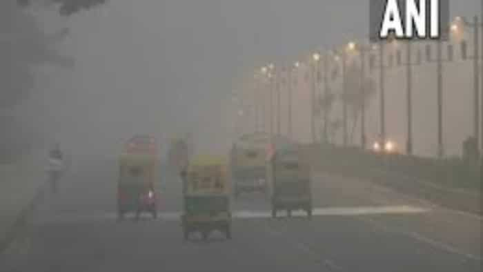 Weather update Fog in Delhi Punjab Haryana Madhya Pradesh Very low visibility in Delhi NCR checks full details