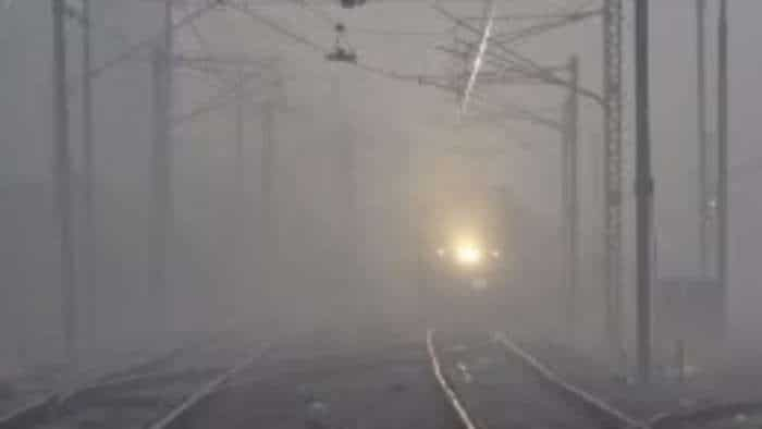 26 trains late from delhi due to fog indian railways recent update check list before leaving home