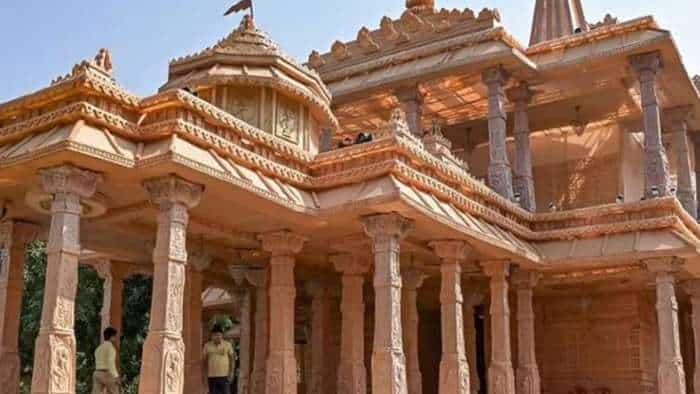 Ram Mandir Consecration Ceremony More then three thousand Gifts reached in Ayodhya