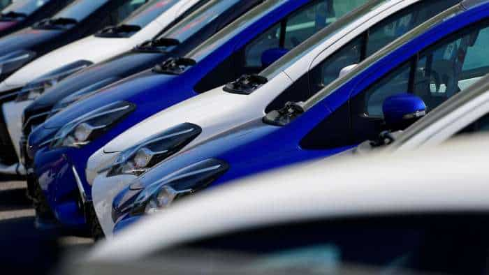 Passenger Vehicle wholesales crossed 40 lakhs first time in 2023 says SIAM data