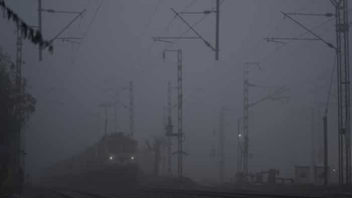 Indian railway train delayed due to cold and fog 18 train running late check before travelling