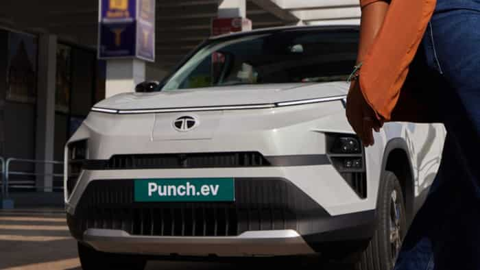 tata punch ev introductory price is 15 lakh rs with many features safety 360 degree camera check specs