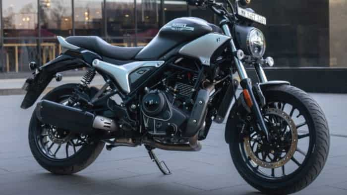 Hero mavrick 440 unveiled in india entry in 440 cc segment booking starts in february delivey in april 2024