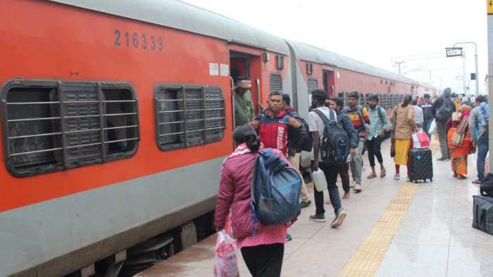 Ayodhya Astha Special Trains indore to ayodhya see full schedule route map all details here