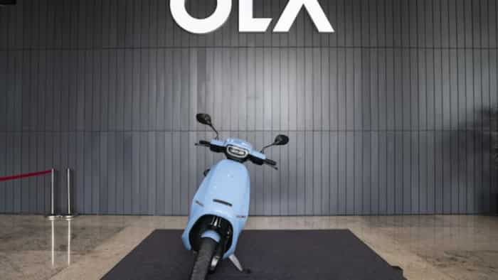 ola electric reduces prices of its S1 portfolio by upto 25000 rs now buy electric scooter at cheap price 