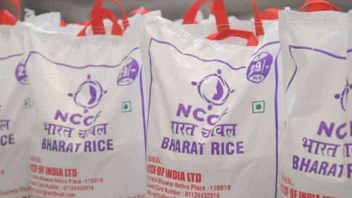 Government will sell 15 lakh tonnes each of Bharat rice and atta in next 5 months