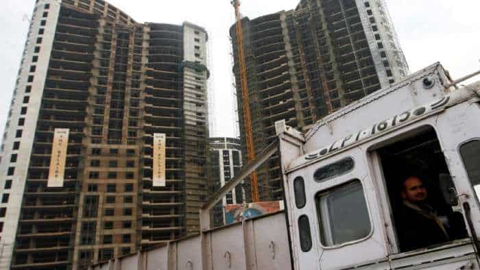 DLF to present 80 thousand crore rupees housing projects in next three to four years