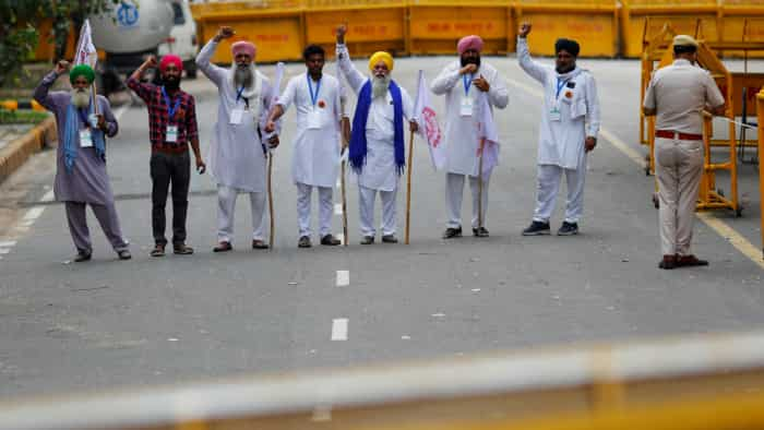 Delhi Police increased security on the borders due to farmers protest Section 144 imposed in Delhi