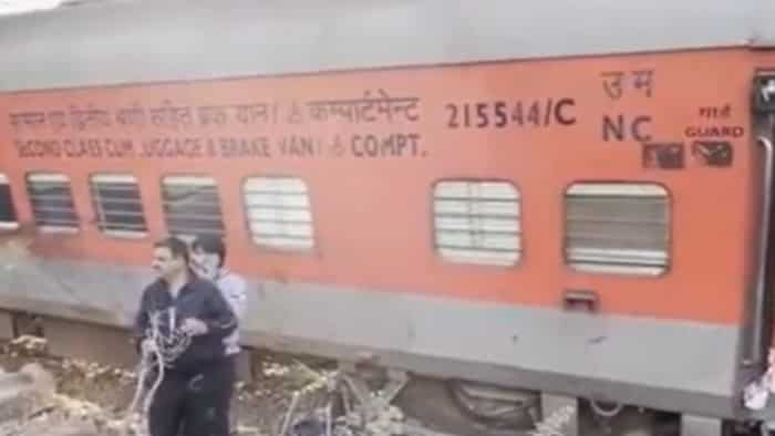 4 coaches of Sabarmati Agra superfast train derail in Rajasthan Ajmer no casualty reported