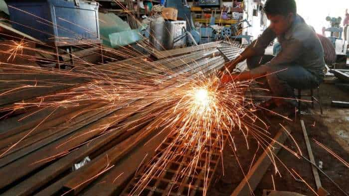 RBI Gdp growth forecast released 7 4 percent gdp growth rate forecasted for FY 25 cpi at 4 4 percent