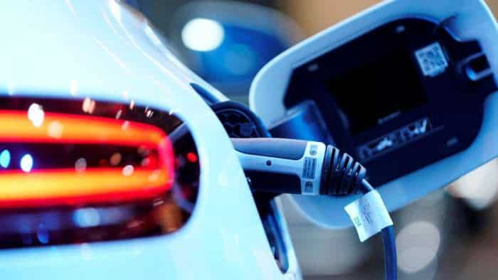 New Electric Vehicle Policy boost ev sector in india maruti suzuki tata motors mahindra and mahindra to launch new ev products