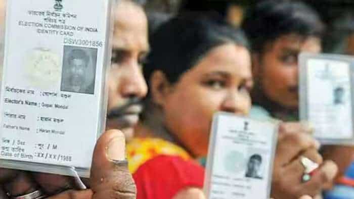 Lok Sabha Election 2024 Aadhaar Voter ID Link know how to link aadhaar with voter id card check 3 step by step process