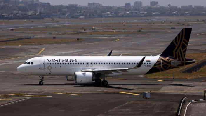 Vistara Airline Crisis 15 senior first officers pilots quit Vistara Amid turbulence know why