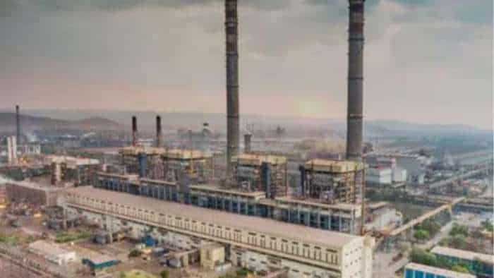 JSW Energy Raises five thousand rupees from QIP company share give 137 pc return in one year