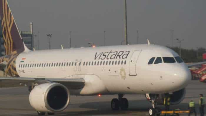 Vistara Airlines announced of reducing flights by 25-30 per day check vistara ceo vinod kannan statement about recruitment of new pilots 