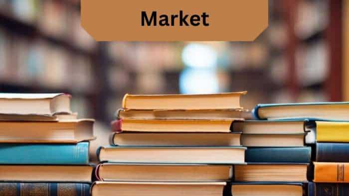 Top 5 Books on Stock Market everybody who wants to make an expert of share market must read these 5 books with experiences of top investors like warren buffett world book day
