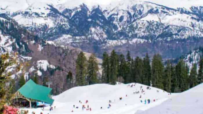 Plan these offbeat places of Manali including Naggar Vashishtha in May know how to go and how much it will cost best food to eat