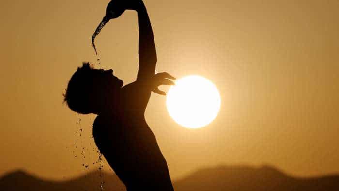 imd issues heatwave alerts for delhi ncr Punjab bihar rain alert for ladakh himachal and many state check here latest weather update