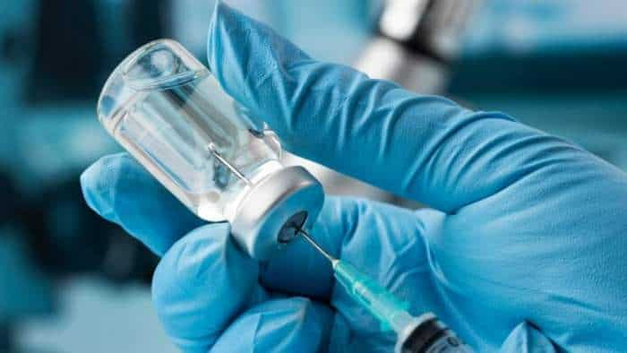 AstraZeneca big decision to withdrawal of its COVID-19 vaccine worldwide Covishield is made in India with this formula latest updates