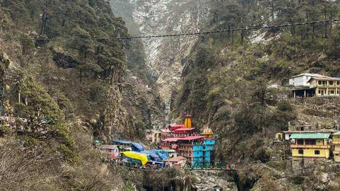 Chardham Yatra 2024 Update Uttarakhand Police Issues Advisory on Yamunotri visit Orange Alert on weather