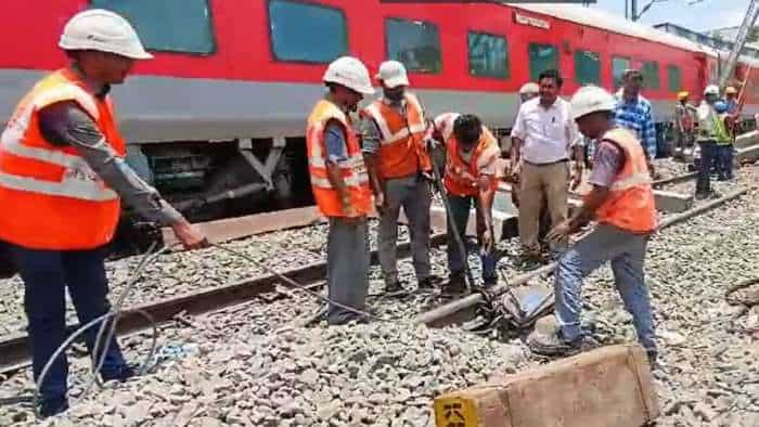 Palghar train accident goods train derail 41 train cancelled today see full list here