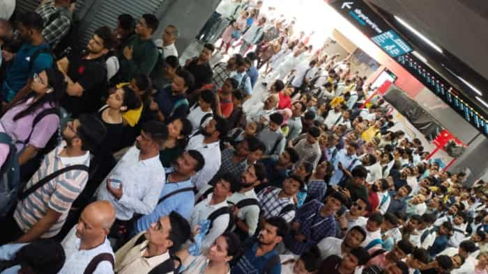 Mumbai local train Borivali station hit due to technical issue Western railways said on x running late by 10  to 15 minutes