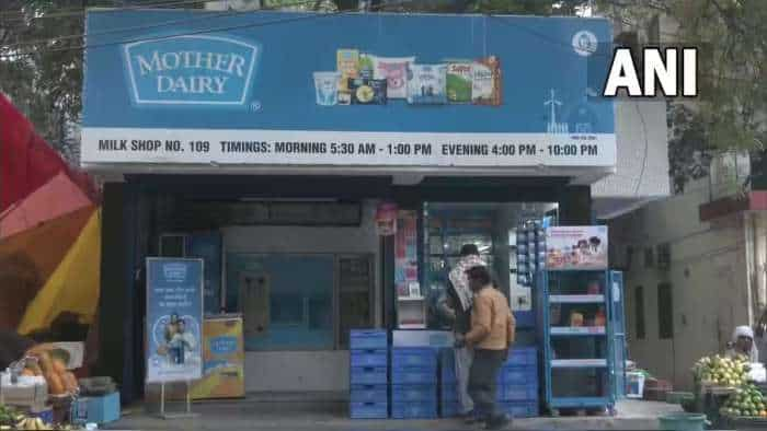 Mother dairy milk prices increased by 2 rupees in delhi NCR after amul decision check details